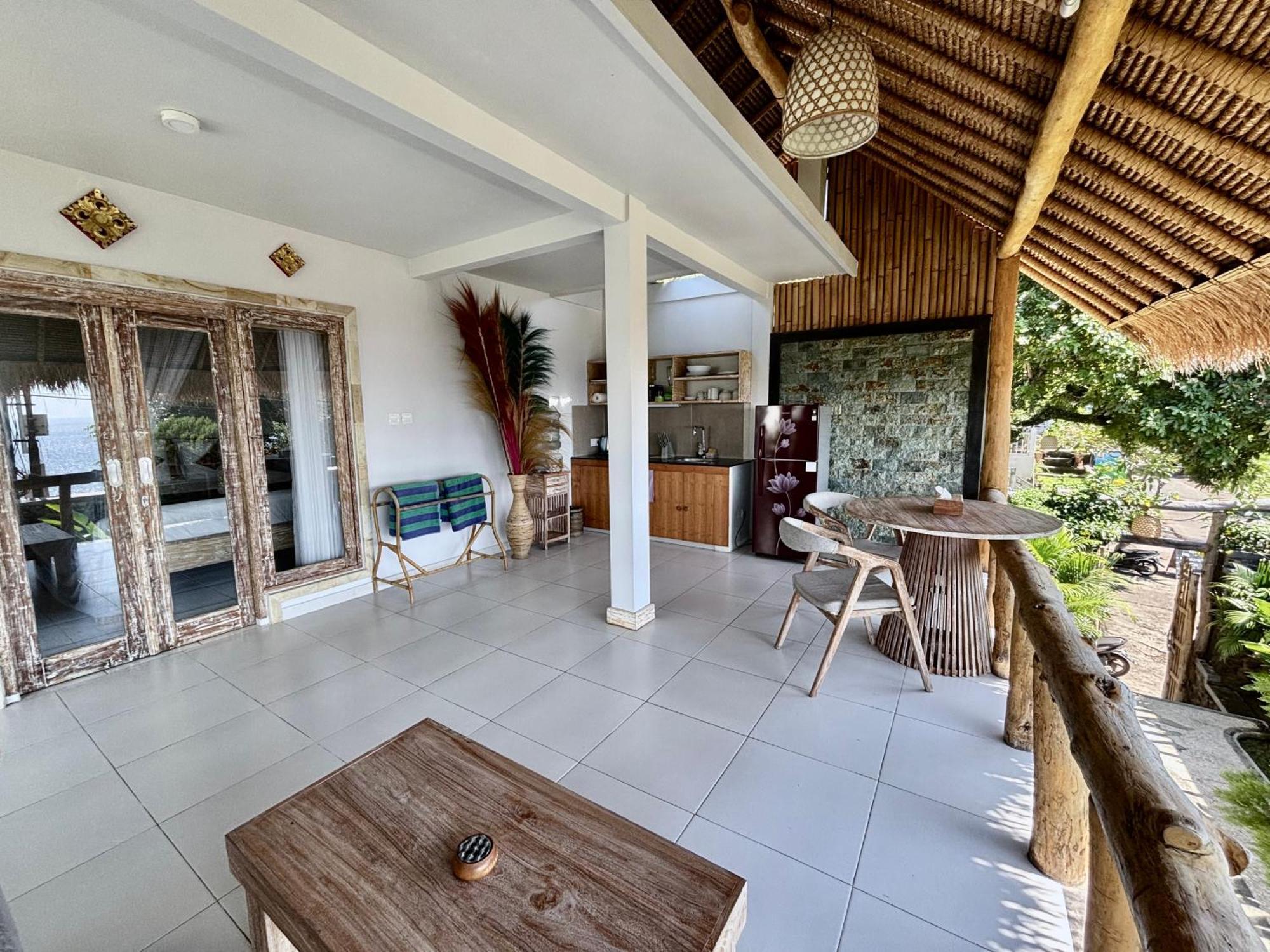 Arungan Villas Amed Chambre photo